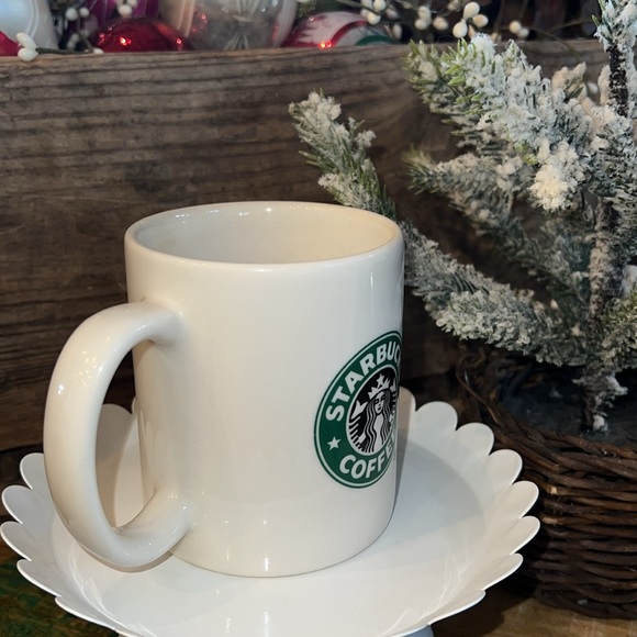 Starbucks 2004 vintage white coffee mug. EUC - Picture 2 of 5